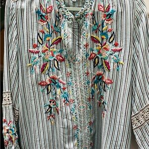 Johnny Was Multicolor Embroidered Tunic